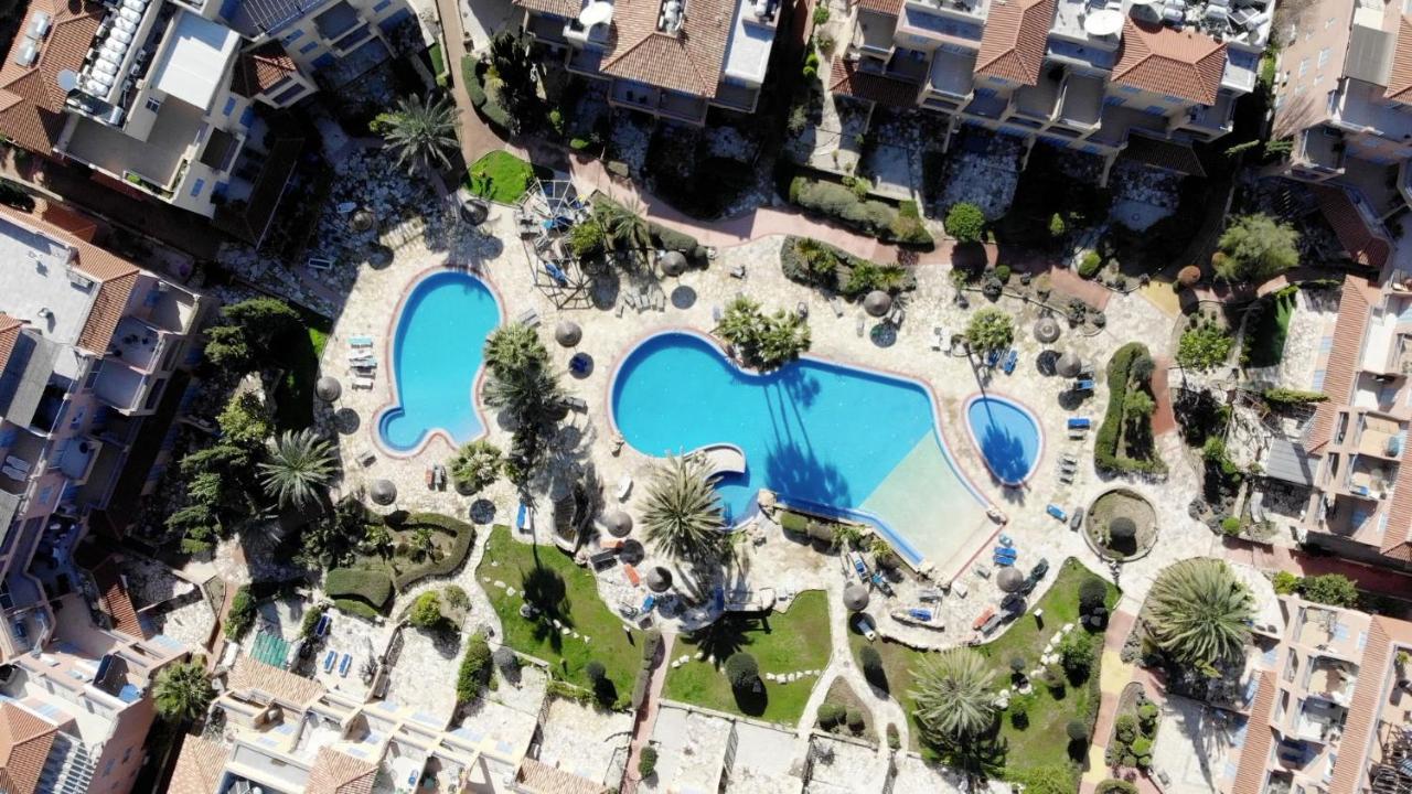 Limnaria Gardens B Apartment Paphos Bagian luar foto